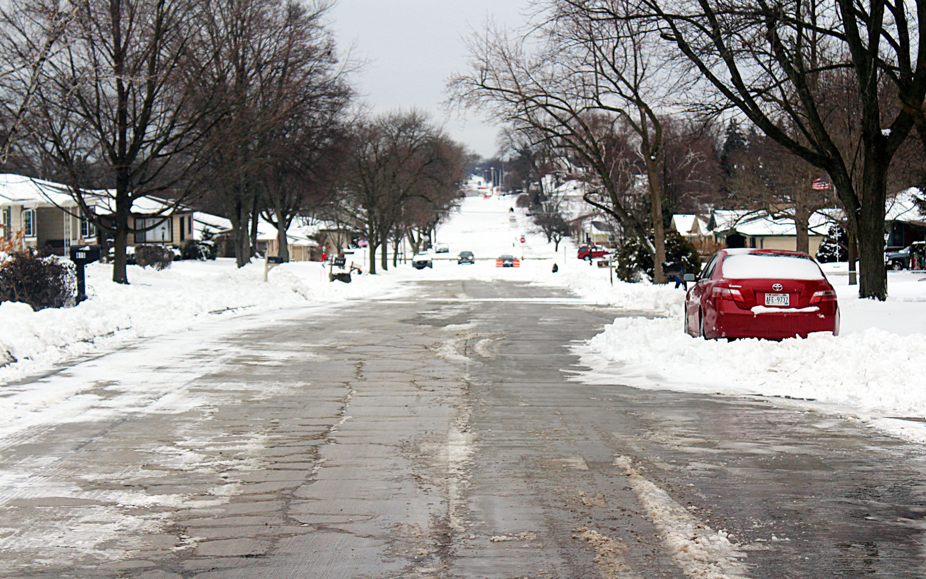 Perry Avenue gets covered in snow